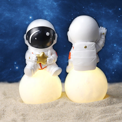 Creative Resin Astronaut Lamp