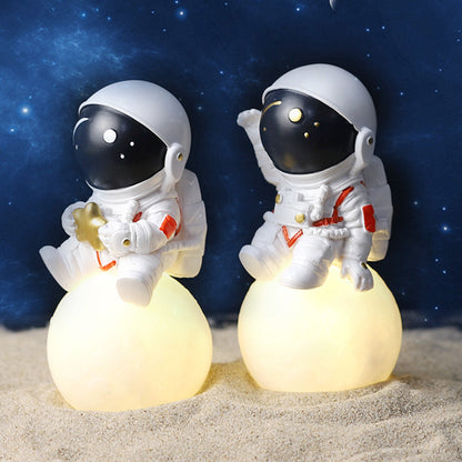 Creative Resin Astronaut Lamp